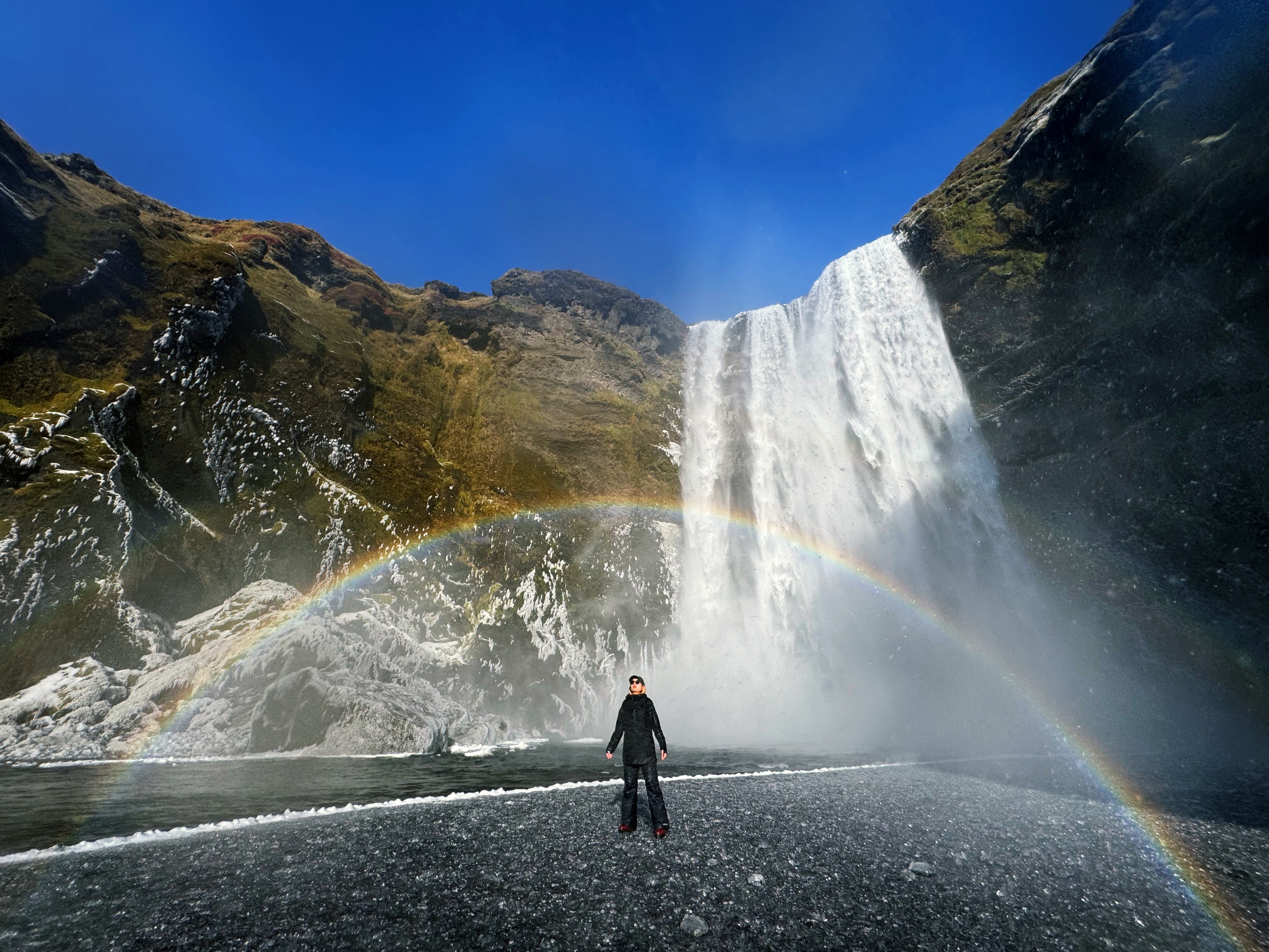 Road Trip Iceland ล่าแสงเหนือที่แรงที่สุดในรอบทศวรรษ